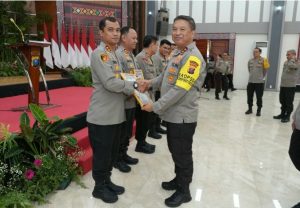 Polres Tapsel Peringkat Pertama di Pengelolaan Medsos, AKBP Yasir Terima Award dari Kapolda Sumut
