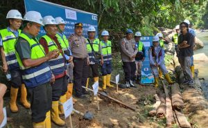 Kapolsek Batang Toru Ikuti Pelepasan Ribuan Benih Ikan yang Digelar PT NSHE