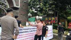 Aksi di Kejagung RI, LSM Penjara PN Minta Usut Eks Wali Kota Sidimpuan