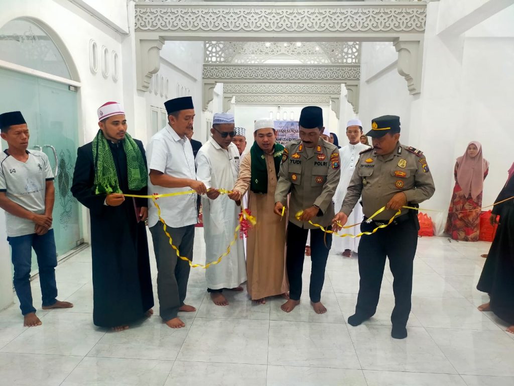 Polres Tapsel dan Polsek Batang Toru Kompak Hadiri Peresmian Pondok Tahfidz Qur’an
