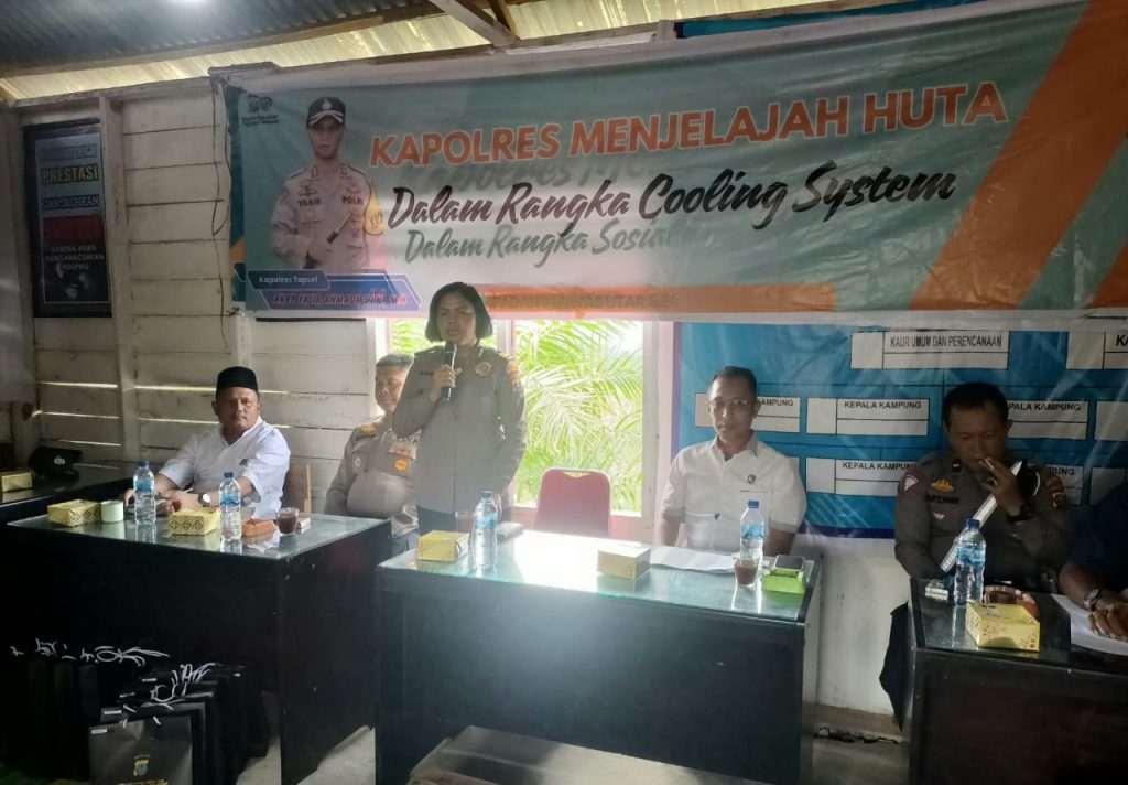 Jelajah Huta Kapolres Tapsel, AKP Maria Jemput Bola Tangani Persoalan Kamtibmas dari Bawah