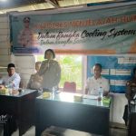 Kasi Humas Polres Tapsel, AKP Maria Marpaung, dan lainnya, saat gerakan Jelajah Huta Kapolres di Desa Parau Sorat Sitabo-tabo