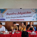 Kasat Intelkam Polres Tapsel, Iptu Oloan Lubis, saat memberi paparan dalam gerakan Kapolres Jelajah Huta