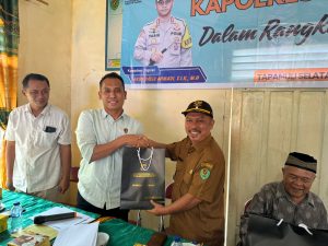Ipda Ilham Ajak Masyarakat Jauhi Judi saat Kapolres Tapsel Jelajah Huta