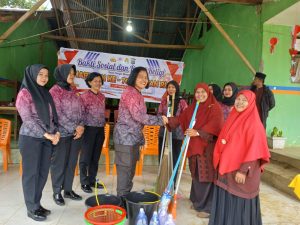 Semarakkan HUT Polwan ke-76, AKP Maria Pimpin Bhakti Sosial dan Religi di Sekolah serta Rumah Ibadah