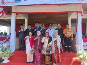 Kapolsek Batang Toru Ikuti Upacara Pengibaran Bendera HUT RI ke-79