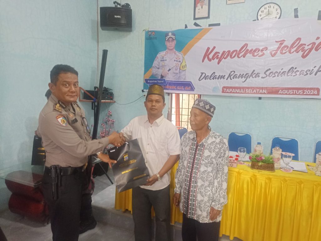 Kapolres Tapsel Jelajah Huta, Kasiwas Ajak Masyarakat Hormati Perbedaan