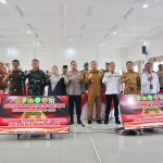 Kapolres Padangsidimpuan, AKBP Dr Wira Prayatna, foto bersama Pj Wali Kota, Timur Tumanggor, dan unsur Forkopimda lainnya saat rapat koordinasi lintas sektoral Operasi Mantap Praja Toba 2024