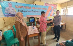 Kapolres Tapsel Jelajah Huta, Kasat Lantas: Jangan Biarkan Anak di Bawah Umur Bawa Sepeda Motor