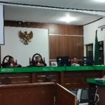 Suasana sidang perdana kasus pengeroyokan Karyawan PT SAE Group di Kecamatan Marancar, Kabupaten Tapsel, yang berlangsung di PN Kota Padangsidimpuan