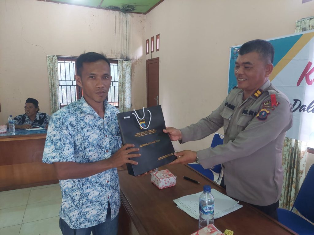 Kapolres Tapsel Jelajah Huta, Kasat Tahti: Pilkada Jujur dan Transparan, Demokrasi Stabil