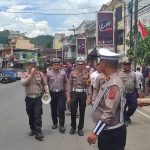 Kasat Lantas Polres Padangsidimpuan, AKP RP Pasaribu, saat memimpin kegiatan penertiban parkir bersama Dinas Perhubungan dan jajarannya guna menghindari terjadinya kemacetan arus lalulintas