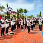 Kapolres Tapsel, AKBP Yasir Ahmadi, bersama segenap unsur Forkopimda lainnya menyaksikan pemberangkatan kirab api PON ke-XXI Aceh-Sumut di Kabupaten Paluta