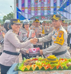 HUT Polwan ke-76, Pesan Kapolres Tapsel: Harus Jadi yang Terbaik