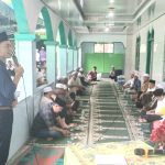 Calon Wakil Wali Kota Padangsidimpuan nomor urut 3, Gempar Nauli Hamonangan Nasution, saat memberikan sambutan di sela peringatan Maulid Nabi Muhammad SAW 1446 Hijriah di Kelurahan Ujung Padang