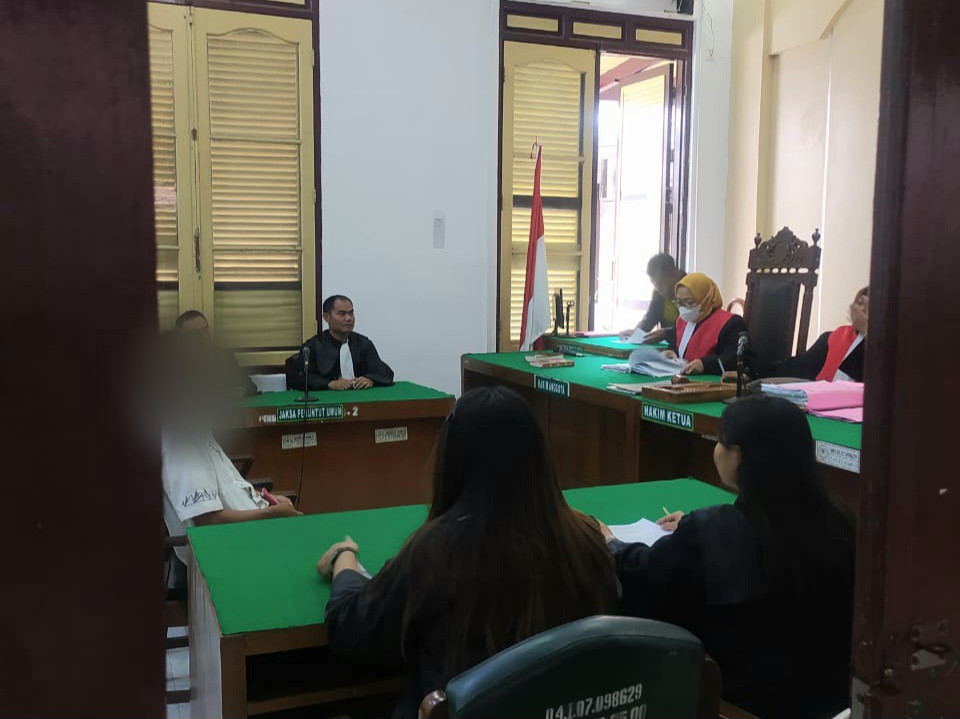 Suasana sidang kasus dugaan korupsi APBDes Batang Bahal TA 2021 dan 2022 dengan agenda pembacaan pledoi oleh mantan Kades selaku terdakwa