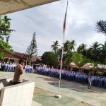 Kanit Binmas Polsek Padang Bolak, Aiptu Safrizal Siregar, saat menyampaikan sosialisasi ke para pelajar terkait pencegahan aksi kenakalan remaja dan lainnya