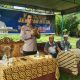 Kabag SDM Polres Tapsel, Kompol Sumanto Naibaho, saat memberi paparan ke masyarakat di sela gerakan Kapolres Jelajah Huta