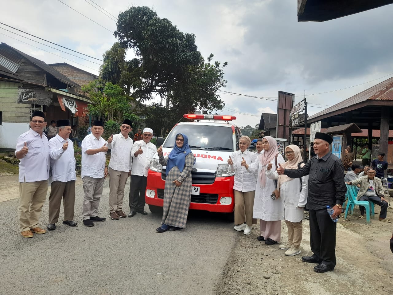 Penyerahan mobil Ambulans BAGUSI Tapsel untuk masyarakat Kecamatan Arse