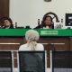 Suasana sidang Perkara dugaan pencemaran nama baik melalui Medsos yang diduga dilakukan terdakwa oknum Jaksa Fungsional pada Kejari Tapsel, JAB, yang berlangsung di Ruang sidang PN Padangsidimpuan