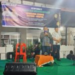 Calon Wali Kota nomor urut 3, Hapendi Harahap, didampingi calon Wakil Wali Kota, Gempar Nauli Hamonangan Nasution, saat memberi sambutan pada peringatan Maulid Nabi Muhammad SAW 1446 Hijriah di Lingkungan V Rambin, Kelurahan Bincar, Kota Padangsidimpuan
