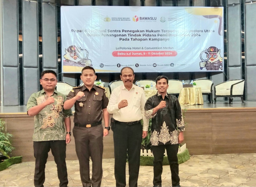 Kapolsek Batang Angkola, AKP Arma Ginda Harahap, bersama stake holder terkait yang tergabung dalam Sentra Gakkumdu Kabupaten Tapsel saat mengikuti rapat koordinasi di Le Polonia Hotel, Kota Medan