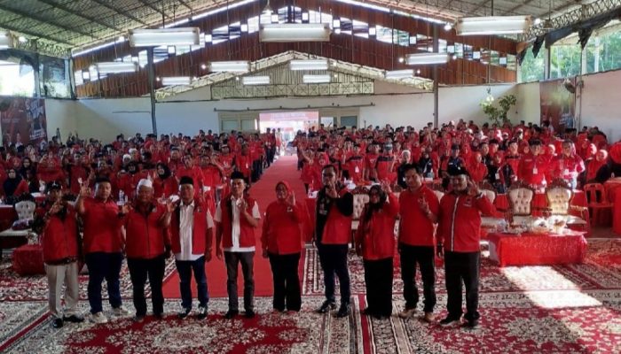 Ini Baru Menyala, Ribuan Massa PDI Perjuangan Padangsidimpuan Siap Menangkan Hapendi-Gempar