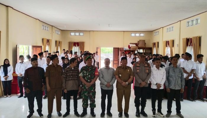 Sukseskan Pilkada, Kapolsek Sipirok Ajak Pengawas TPS Bersinergi