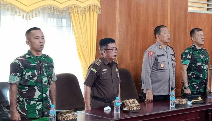 Kabag Ops Polres Padangsidimpuan Hadiri Paripurna Penetapan Ketua DPRD