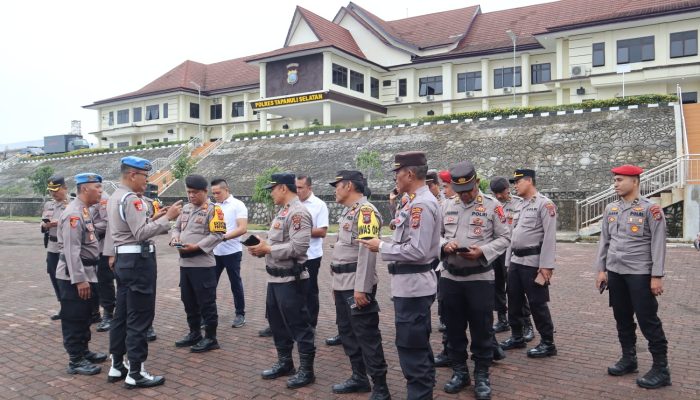 Poldasu Periksa HP Personel Polres Tapsel: Tidak Ditemukan Akun Judol