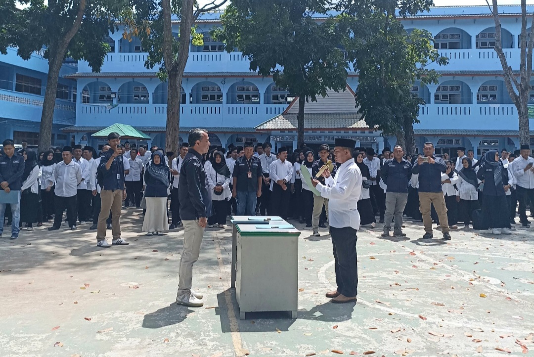 Suasana pelantikan petugas KPPS untuk Pilkada serentak 2024 dari 6 Kecamatan se-Kota Padangsidimpuan