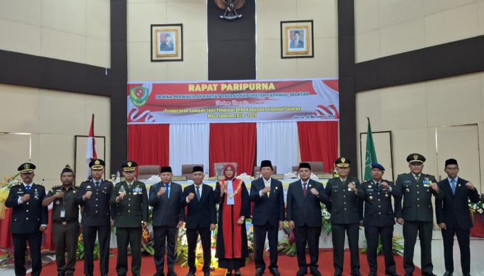 Hadiri Pelantikan Pimpinan DPRD Tapsel, Waka Polres: Semoga Amanah