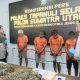 Kapolres Tapsel, AKBP Yasir Ahmadi, didampingi Waka Polres, Kompol Rapi Pinakri, Kasat Resnarkoba, AKP Ivan Roberth Sitompul, dan Kasi Humas, AKP Maria Marpaung, saat menggelar konferensi pers pengungkapan kasus narkotika berupa 22 Kg ganja