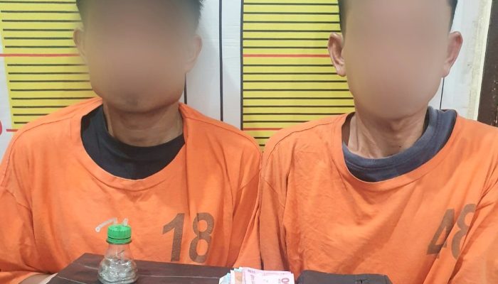 Diamankan Masyarakat, Dua Pria Patungan Beli Sabu Diserahkan ke Polisi