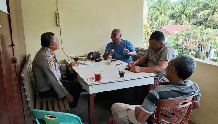 Kapolsek Dolok Turun Tangan, Mediasi Perselisihan Warga Berakhir Damai