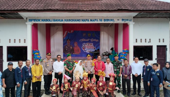 Waka Polres Tapsel Buka Festival Vocal Solo Lagu Tabagsel