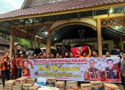 Wujud Empati, MPC PP Tapsel Terjun Beri Bantuan ke Korban Banjir Bandang di Kota Tua