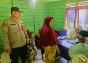 Polsek Batang Toru Pengamanan di Pembagian Uang ke Peserta PIR di PT SKL