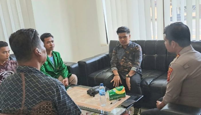 Terima Kunjungan BEM, Kapolsek Padang Bolak: Upaya Jaga Sinergitas