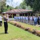 Kasat Lantas Polres Tapsel, AKP Danil Saragih, saat memberi edukasi dan upaya pencegahan Lakalantas di jalan raya bagi siswa-siswi SMA Negeri 1 Sipirok
