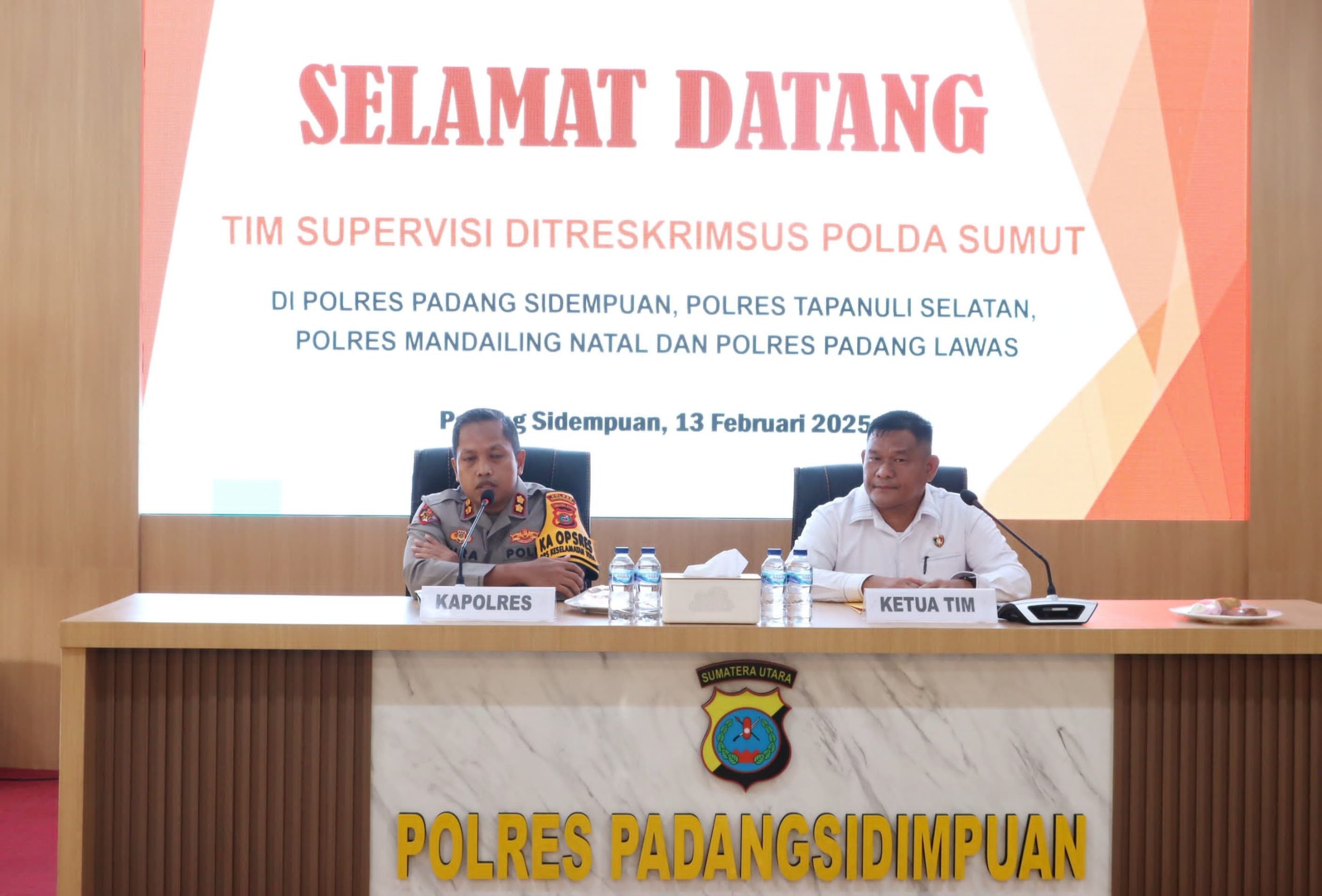 Kapolres Padangsidimpuan, AKBP Dr Wira Prayatna, didampingi Kabag Bin Ops Ditreskrimsus Polda Sumut, AKBP Dr Herwansyah Putra, selaku Ketua Tim di sela Supervisi dari Ditreskrimsus Polda Sumut