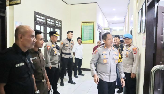 Kapolres Pimpin Pam Unras Dua Kubu Massa di PN Kota Padangsidimpuan