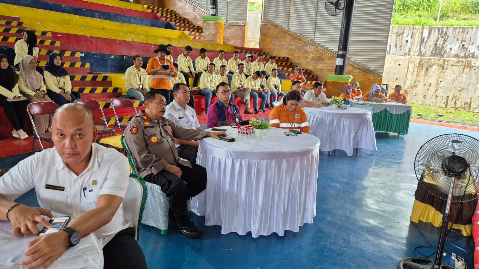 Kapolsek Batang Toru, AKP RN Tarigan, SH, menghadiri Kick Off Forum Monev Bersama 'Pantau' (15 DAV) yang digelar PT AR