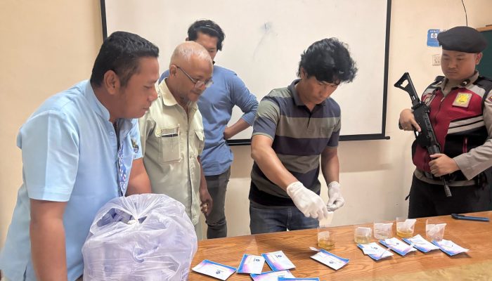 Polres Tapsel Inisiasi Tes Urine Karyawan PT Barumun Agro Sentosa