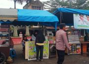Saat Masyarakat Berburu Takjil, Polsek Sipirok Pengamanan Lalulintas