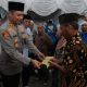 Kapolres Tapsel, AKBP Yasir Ahmadi, SIK, MH, bersama Bupati-Wabup, Gus Irawan Pasaribu-Jafar Syahbuddin Ritonga, saat menggelar Safari Ramadan di Desa Batu Horpak, Kecamatan Tantom Angkola
