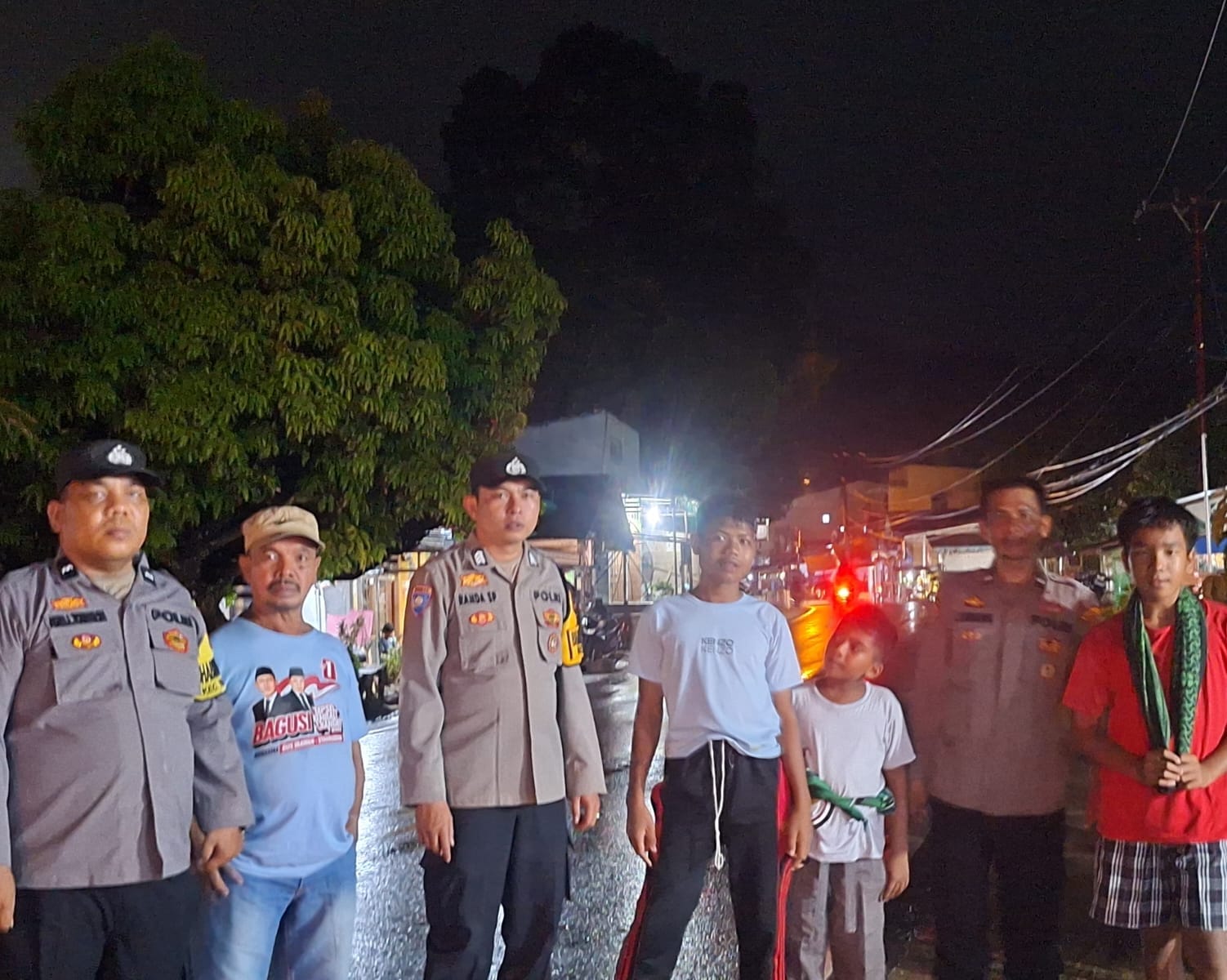 Sejumlah personel Polsek Batang Toru menggelar Patroli terkait pengamanan bedug sahur dan asmara Subuh di seputaran wilayah hukumnya