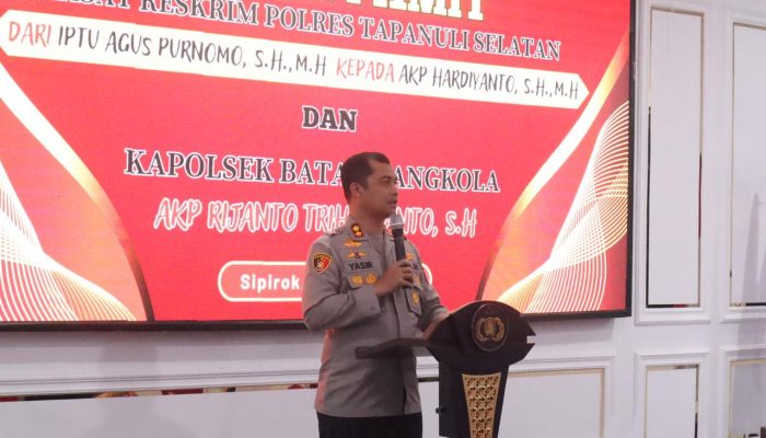 Usai Sertijab, Kapolres Tapsel Pimpin Kenal Pamit Kasat Reskrim dan Kapolsek Batang Angkola