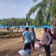 Sejumlah personel Polsek Padang Bolak saat melakukan pengamanan pada kejuaraan Grass Track Championship Seri I 2025 di Desa Sigama