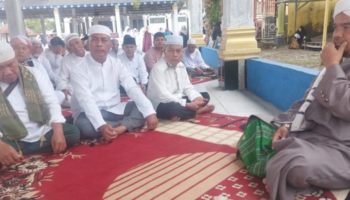 Jamin Keamanan, Kapolsek Batang Angkola Ikuti Pengajian di Pesantren